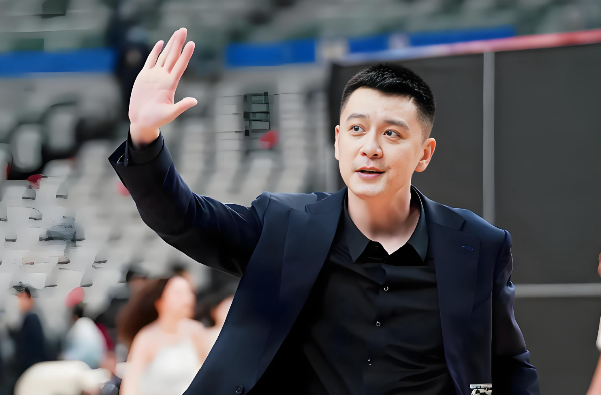 世界杯官网直播平台-篮球媒体人：辽宁队同意杨鸣辞职，新一任主教练锁定人选
